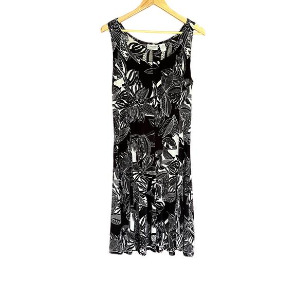 Chicos‎ Dress Travelers Size 1 US M 8 Slinky Knit Floral Layering Black White - Picture 1 of 7
